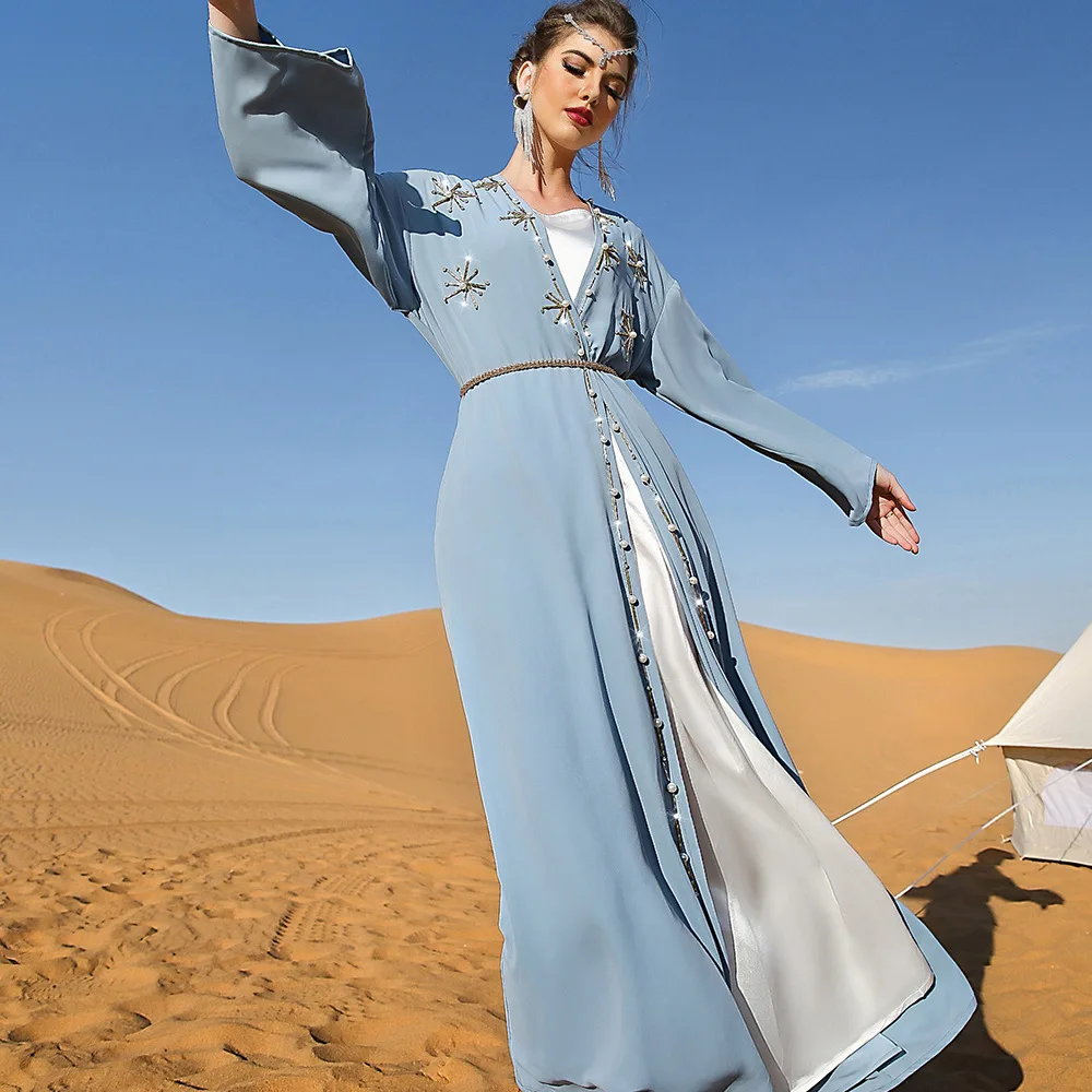 

New Arabian Elegant Cardigan Outer Ladies Abayas Hand-stitched Diamonds Kaftan Abaya Travel Vacation Long Muslim Burqa, Gray, light blue
