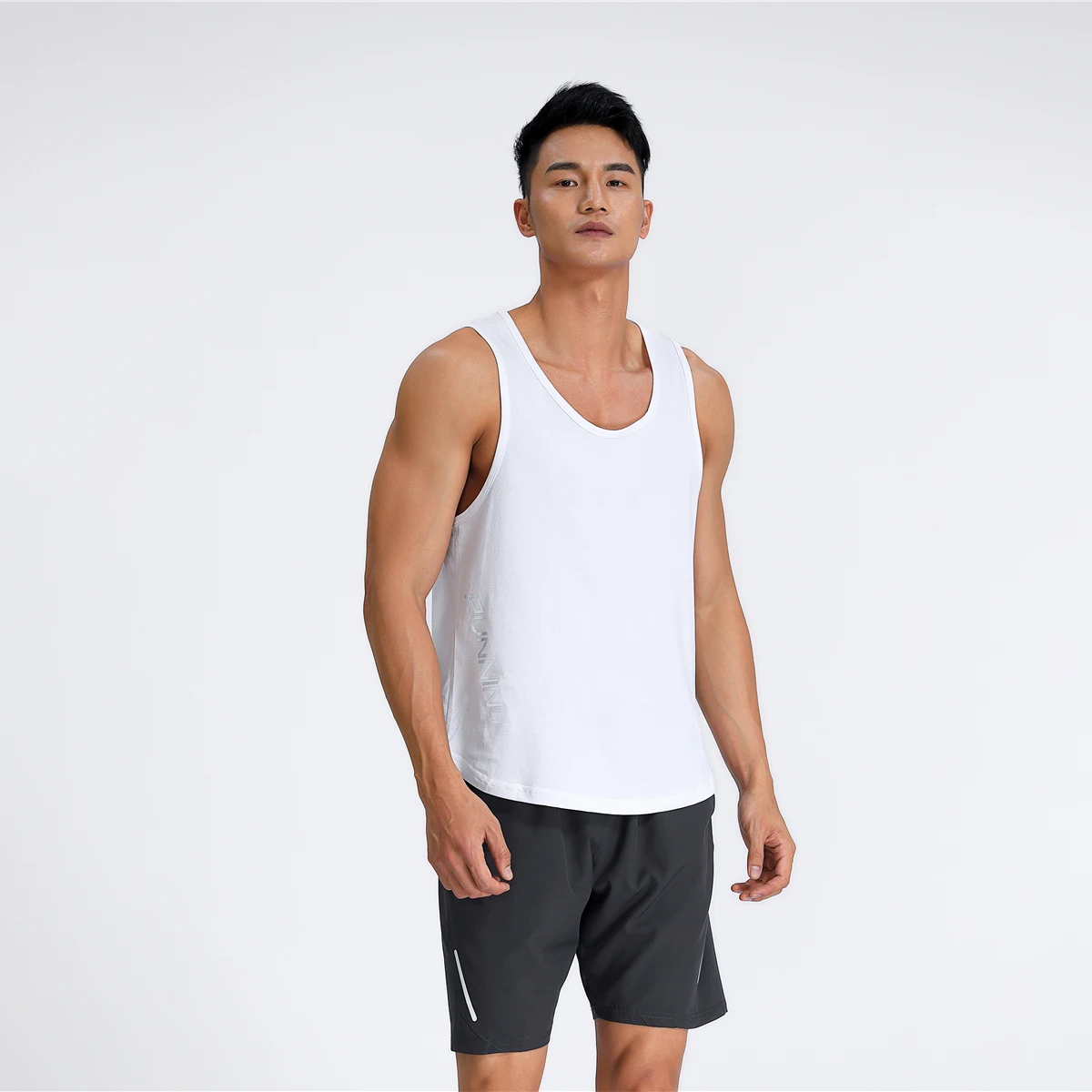 

Sell hot summer men's vest leisure breathable sports jacket Gym free wholesale clothing orders from 2 pieces