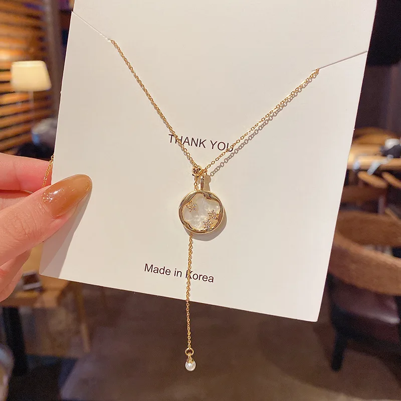 

Ins Hot Sale Gold Plated White Geometric Shell Pendant Necklace Summer Waterproof Stainless Steel Star Shell Necklace
