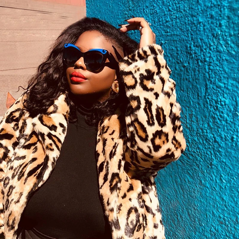 

SKYWAY Custom Logo Cat Eyes Fancy Big Frame Sunglasses Sunglass