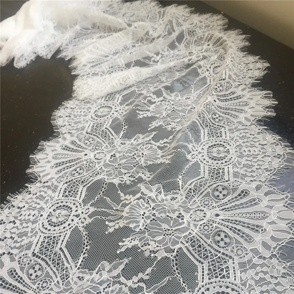 

New Design 300*34cm Guipure Eyelash Border French Chantilly Lace For Bridal Dress