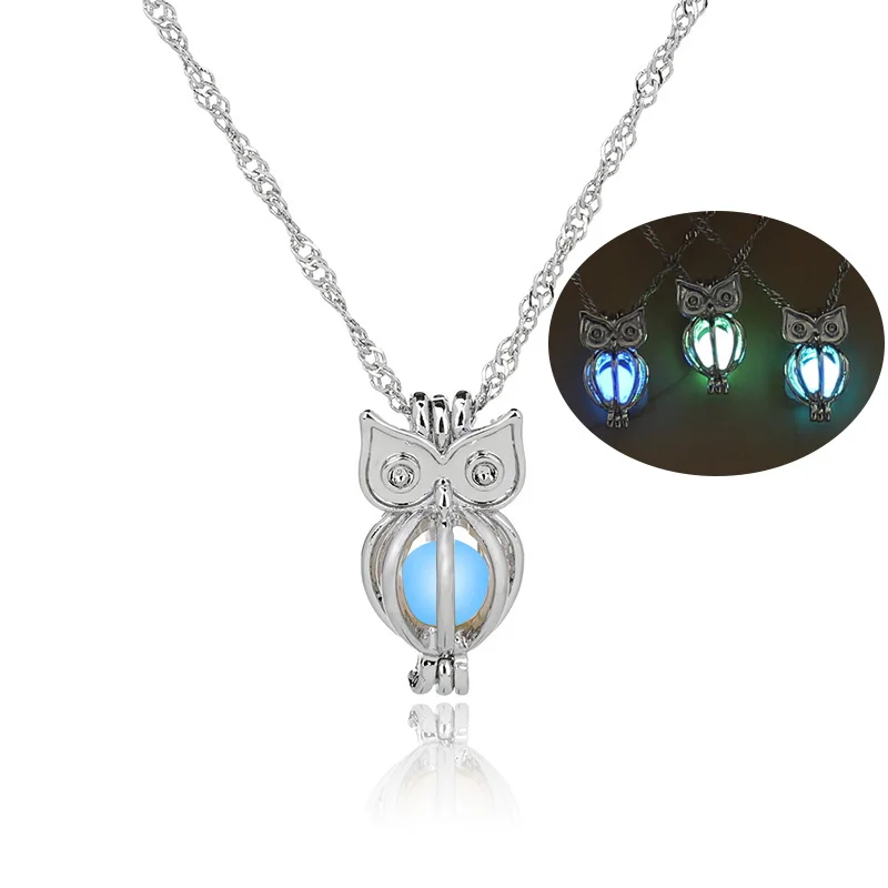 

Women Owl Glowing Luminous Pendant Necklace Chain Glow In The Dark Necklaces Men Halloween Noctilucent Silver Jewelry