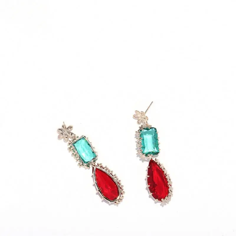 

2021 Women Earring Trends Jewelry Mix Batch Trendy Earrings, As photo