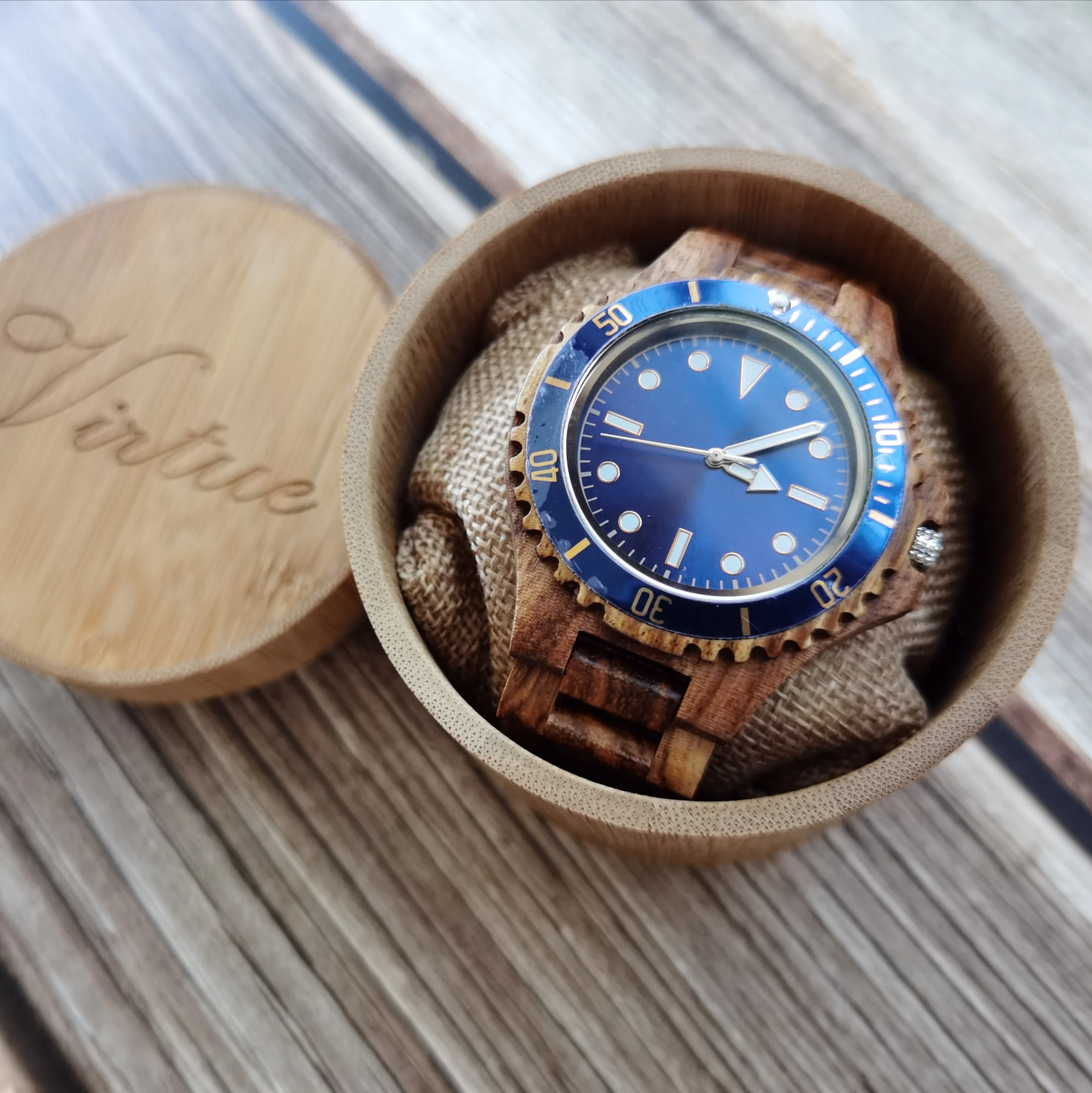 

China hot sales quartz luxury low MOQ watch minimalist custom logo label man black sanders wood wristwatches