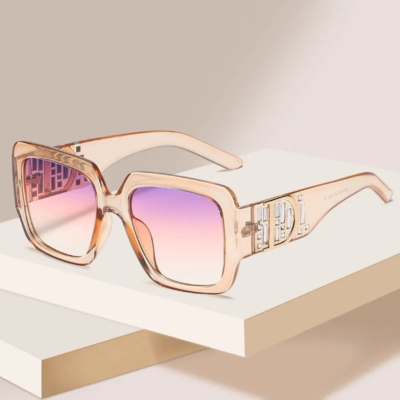 

MJ-0471 Europe And The United States Trends Set Auger Luxurious Lady Street Take The New Fashion Ladies Sunglasses 2021