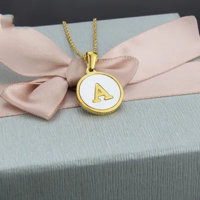 

High Quality Stainless Steel Pearl Initial Pendant Necklace Round Freshwater Pearl 26 Alphabet Initial Necklace