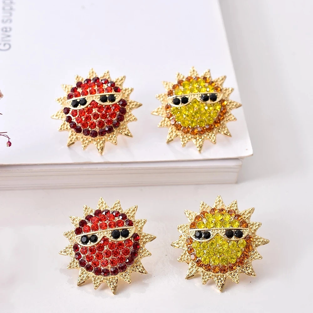 

Shiny Crystal Fashion Accessories High Quality Wholesale Accessories New Sun Shape Round Stud Earrings For Women Girls, Many colors fyi