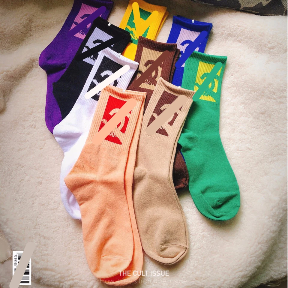 

New Arrivel Wholesale Custom C Brand Luxury Women's Sports Design Crew Socks