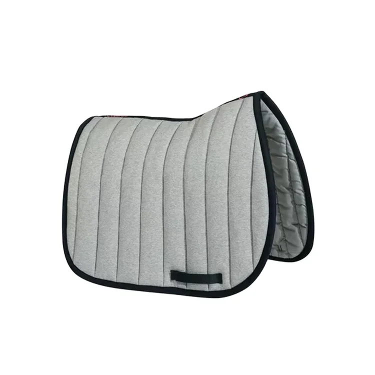 
Schabracke aus schafswolle 