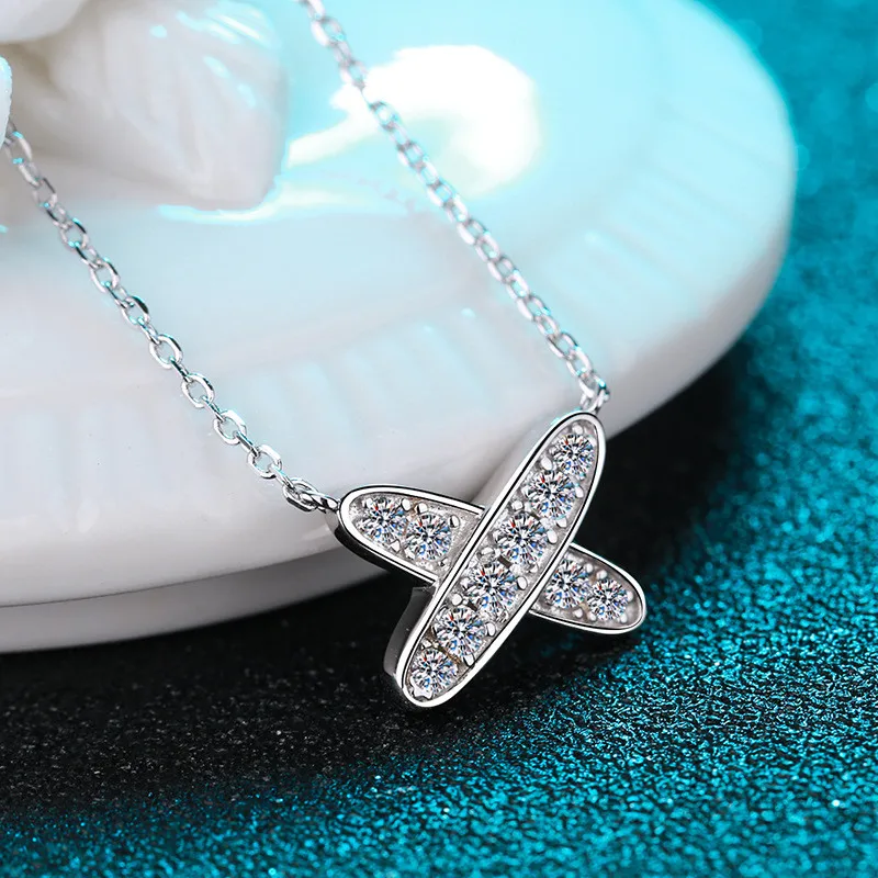 

Silver 925 Original 0.3 Carat Diamond Test Past Brilliant Cut D Color Micro Moissanite Gemstone Cross Plant Pendant Necklace