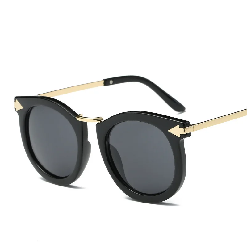 

2021 Fashion Sunglasses Hipster glasses light restoring ways sun glasses