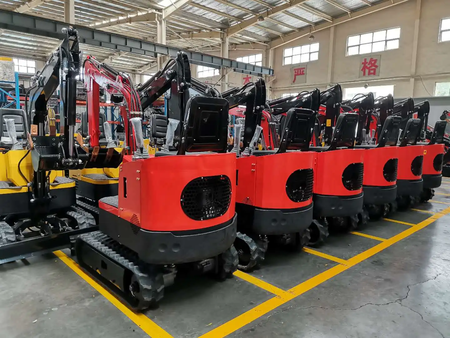 New Excavator Price 0.8 Ton 1 Ton 2 Ton 3 Ton Mini Excavator Digging Hydraulic Small Micro Digger Machine Prices for Sale supplier