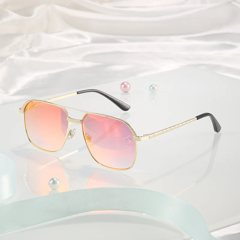 

HBK 2021 New arrivals Fashion metal frame oversized square sunglasses for men