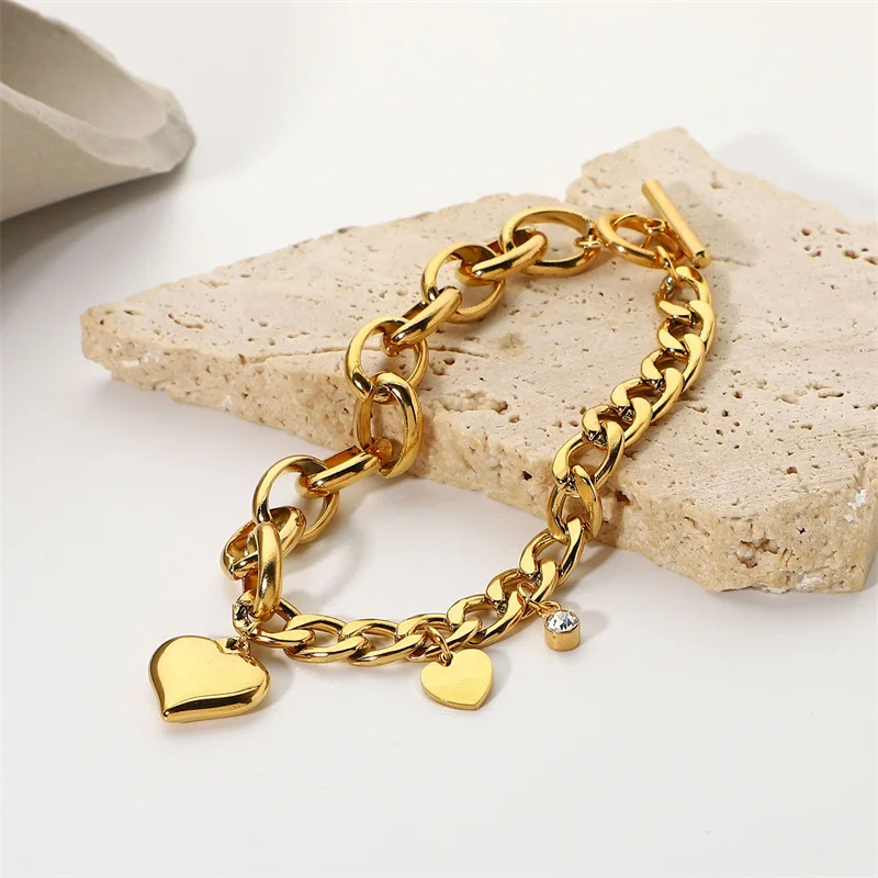 

Fashion Cuban Chain Geometry Heart Shape Pendant 18K Gold Plated Stainless Steel OT Buckle Bracelet