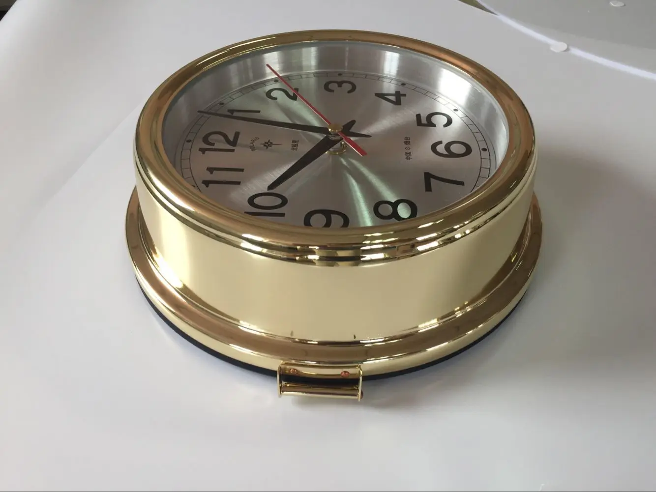 Clock,radio room,quartz