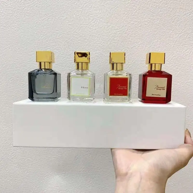 

Baccarat Rouge 540 A la Rose Oud Silk Wood 30ml 4pcs Perfume Set Long Smell Parfum Women Men Spray 4 in 1 Gift box Premierlash