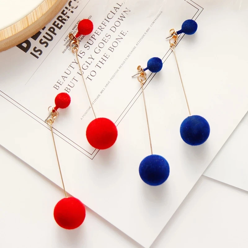

Round Hanging Earrings Simple Tassel Plush Ball Earrings for Women