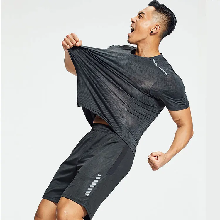 

Men Tracksuits Breathable Polyester Casual Beach 2020 slim Mens Athletic Summer Sportsuit Outfits Top Shirt Shorts Sets