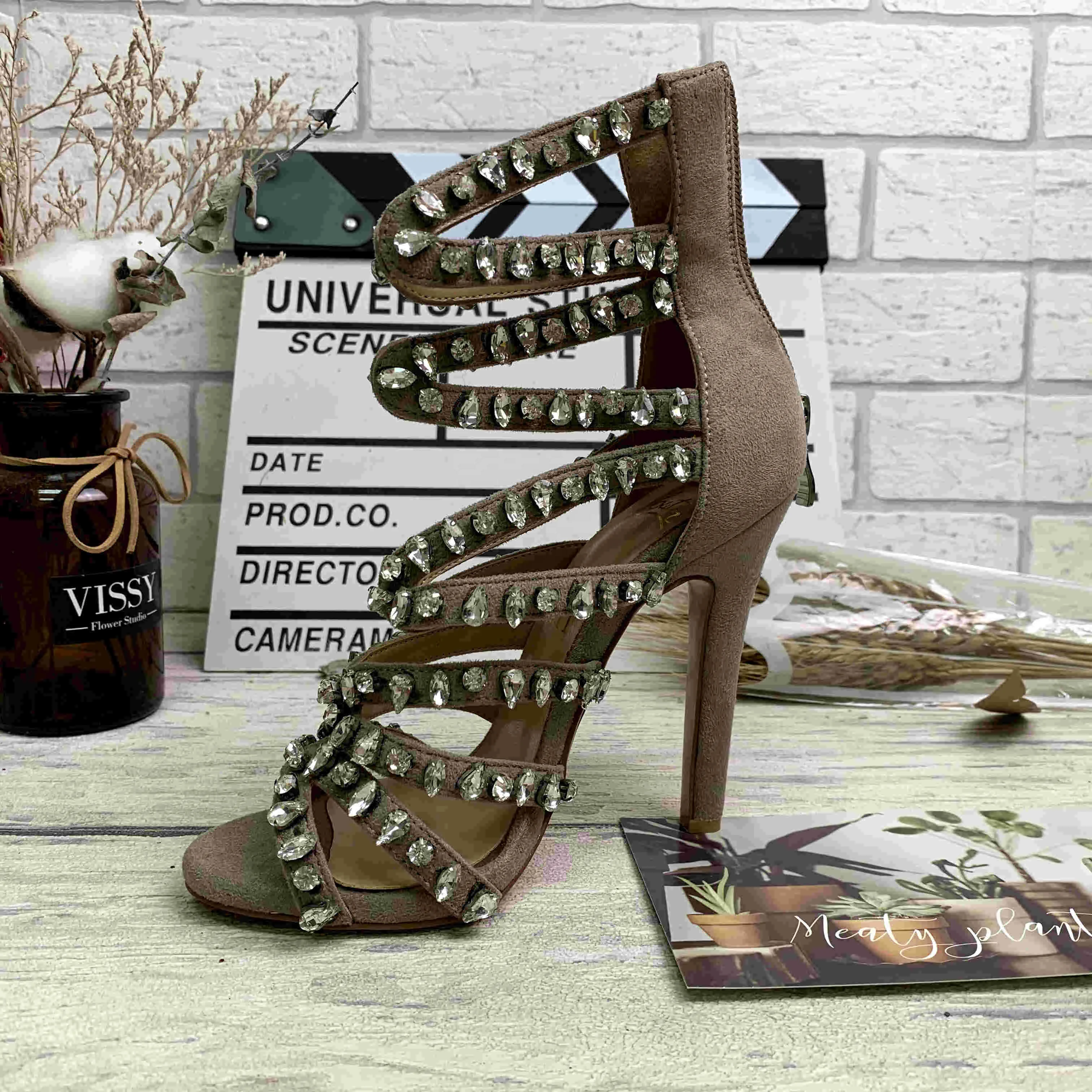 

2021 spring new round diamond inlaid ankle high back zipper stiletto high heel women's shoes in Europe and America plus size, Beige