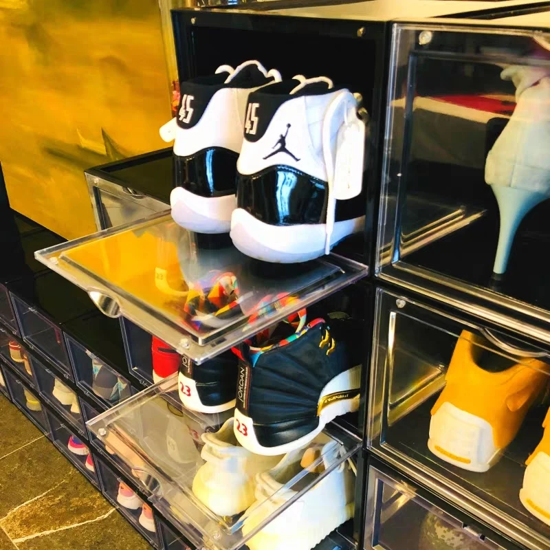 

Magnetic Front View Display Custom Shoes Plastic Clear Sneaker Box Drop Front Stackable Custom For Jordan Shoes, White/black/custom