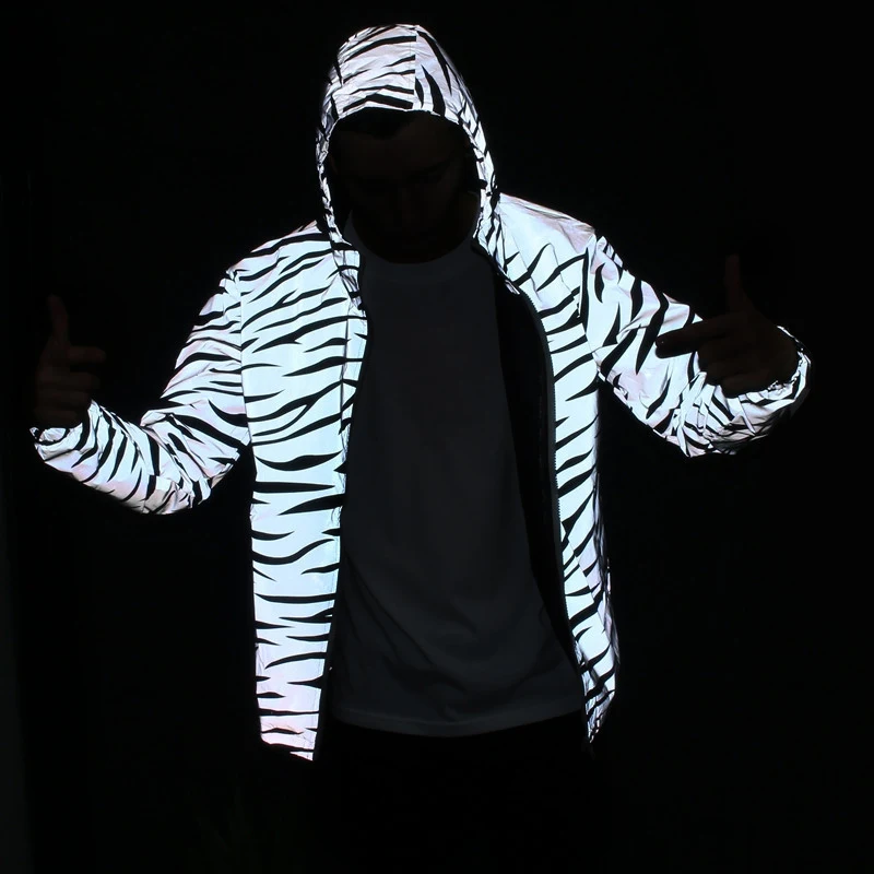 

Customize Fashion Zipper Windbreaker Reflective Hooded Jacket For Men
