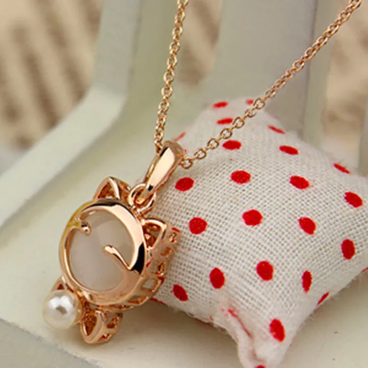 

Yiwu manufacturers direct sales super cute cute lucky cat cat eye stone cat necklace for women, Wh