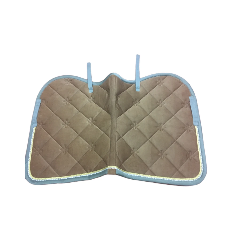 
Schabracke aus schafswolle 