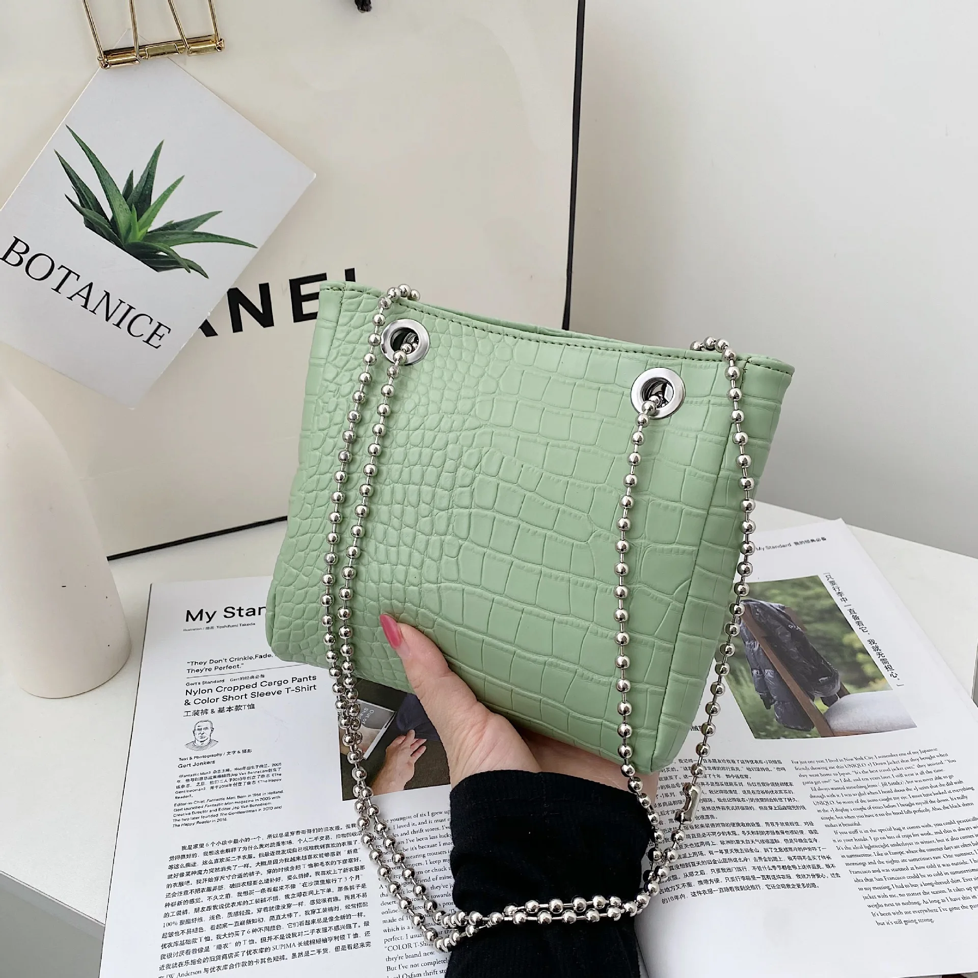 

Chain lady bag 2021 new trend Korean version fashion one-shoulder bag net red air slant small square bag