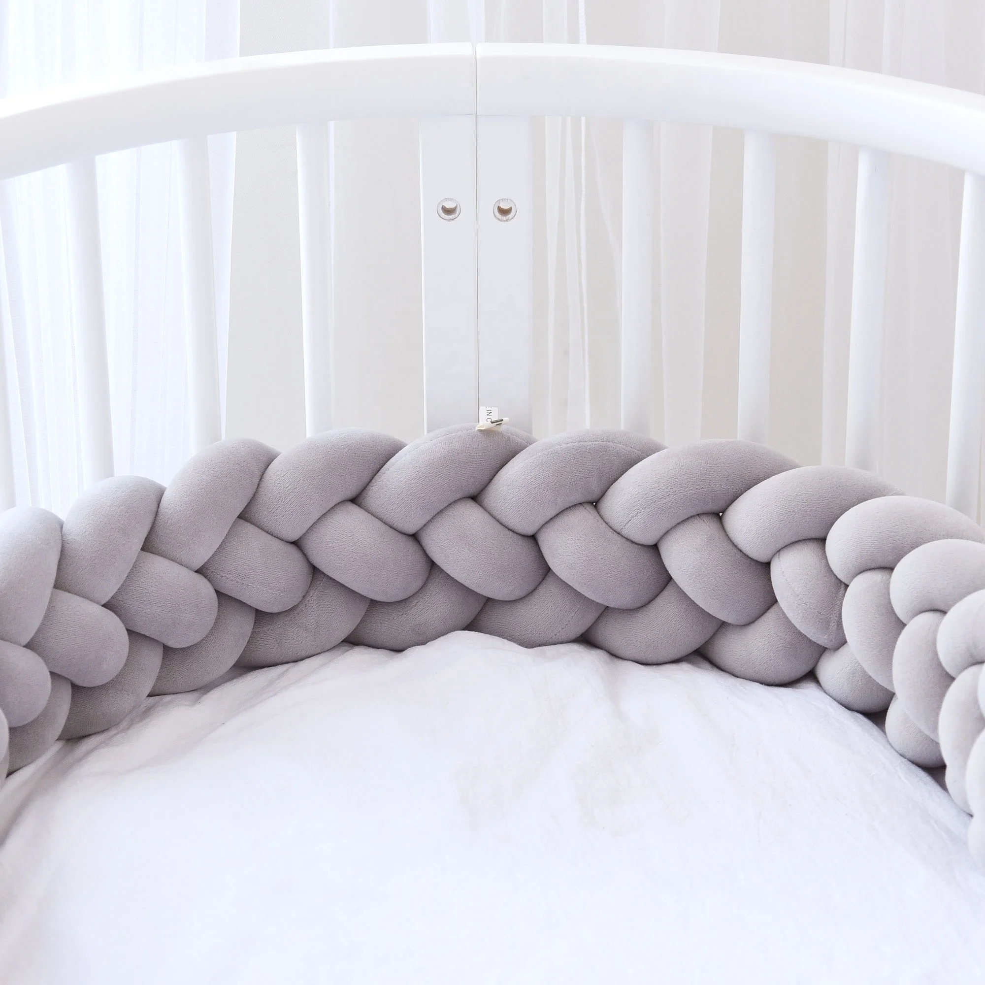 knitted cot bumper