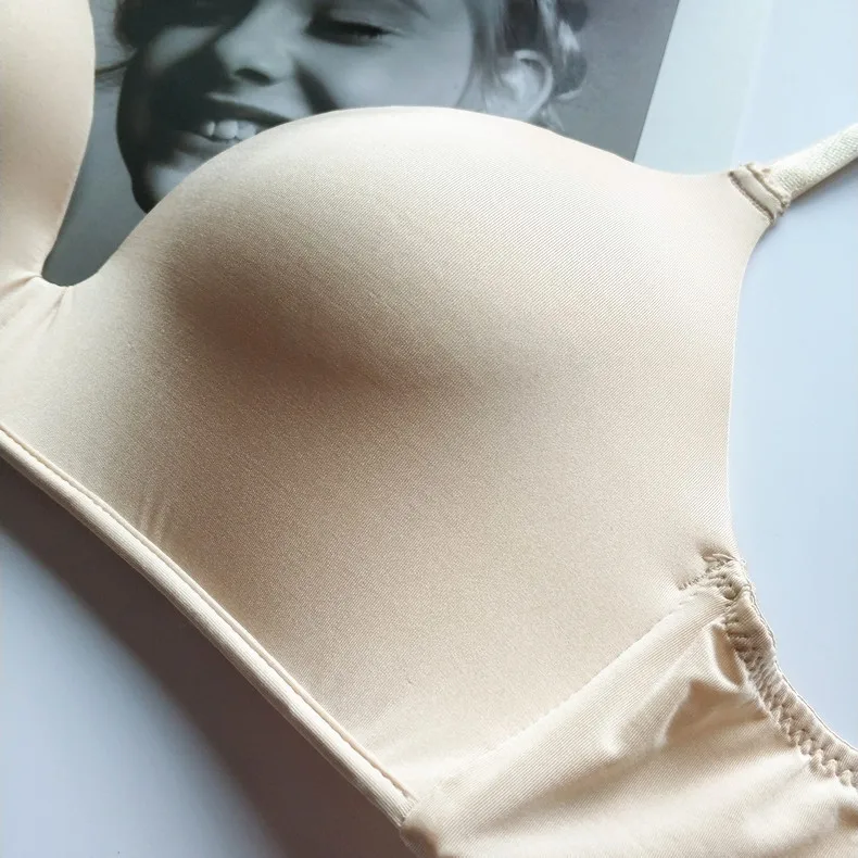 Breathable Sexy Women Bras Transparent Solid Antibacterial Wireless