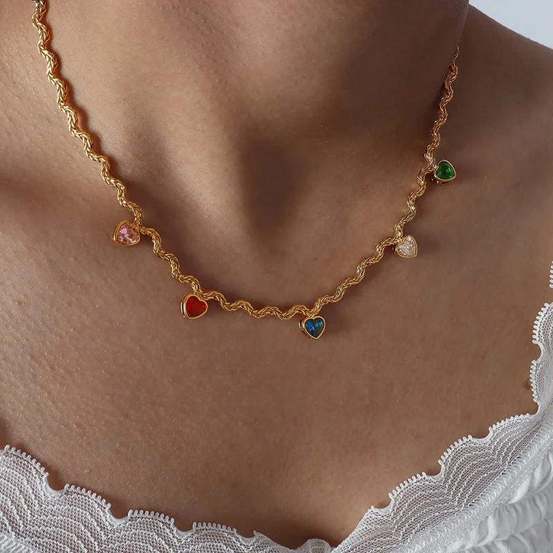 

Bijoux en aci inoxyd Heart Charm Necklace Gemstone Jewelry Dainty Stainless Steel Necklace Heart Pendant Choker Necklace