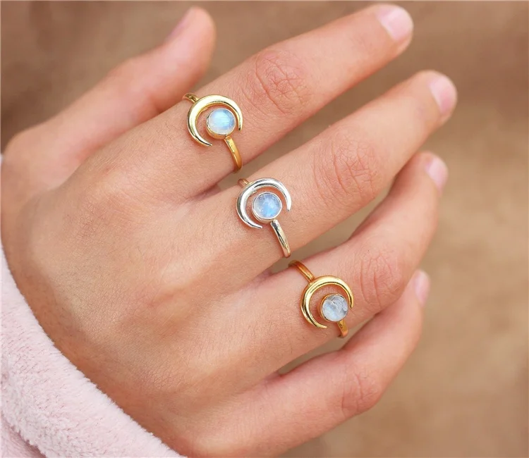 

Amazon hot sale brass real gold plated inlay moonstone moon shaped adjustable women rings for gift