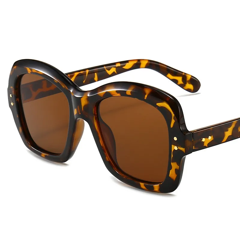 

2021 Shades Women Fashionable Custom Wholesale Womens Sunglasses Sun Glasses, Multi colors