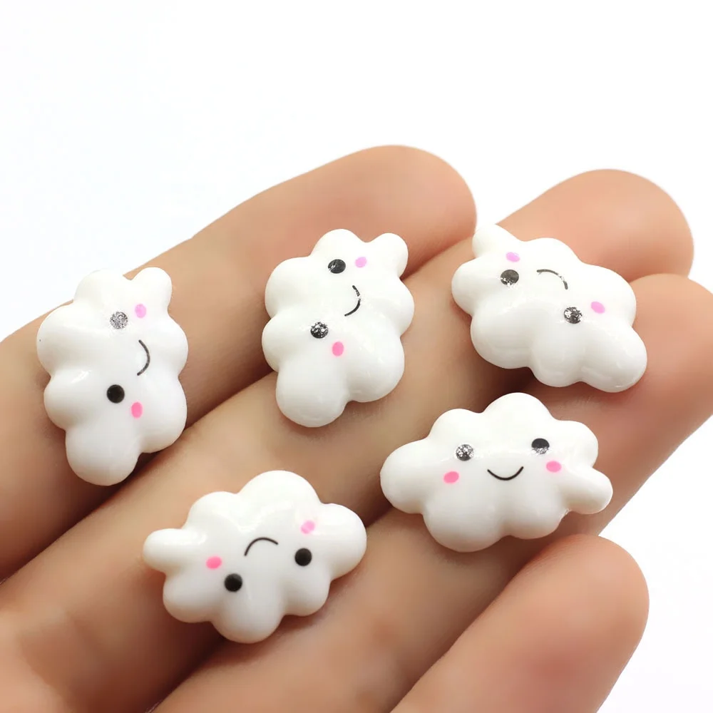 Cute 100pcs White Smile Cloud Resin Flack Back Cabochon Art Supply Decoration Charm DIY Accessories Small Craft