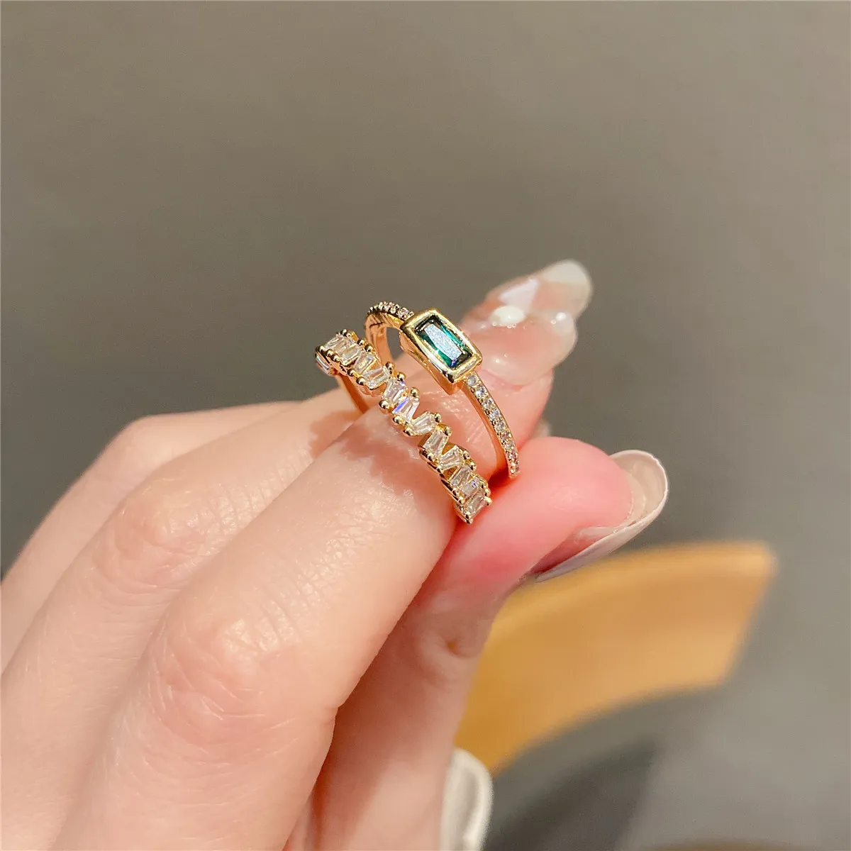 

Bling Party Jewelry Green Emerald Zircon Ring Shining Stackable CZ Opening Ring for Women Girls
