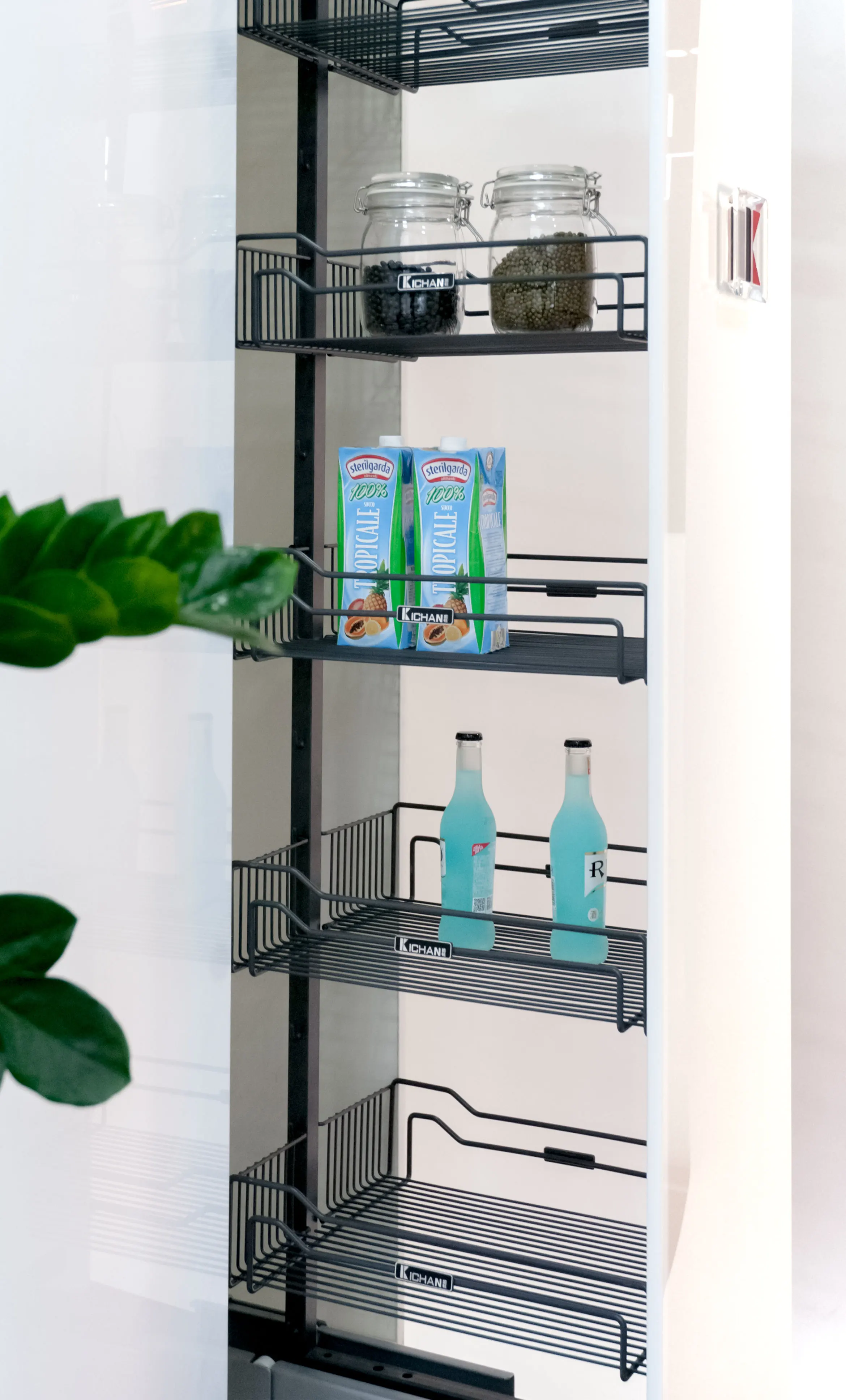 
Kitchen Furniture Cabinet Tall Pantry Pull Out Basket Tandem Pantry Unit for Kitchen 