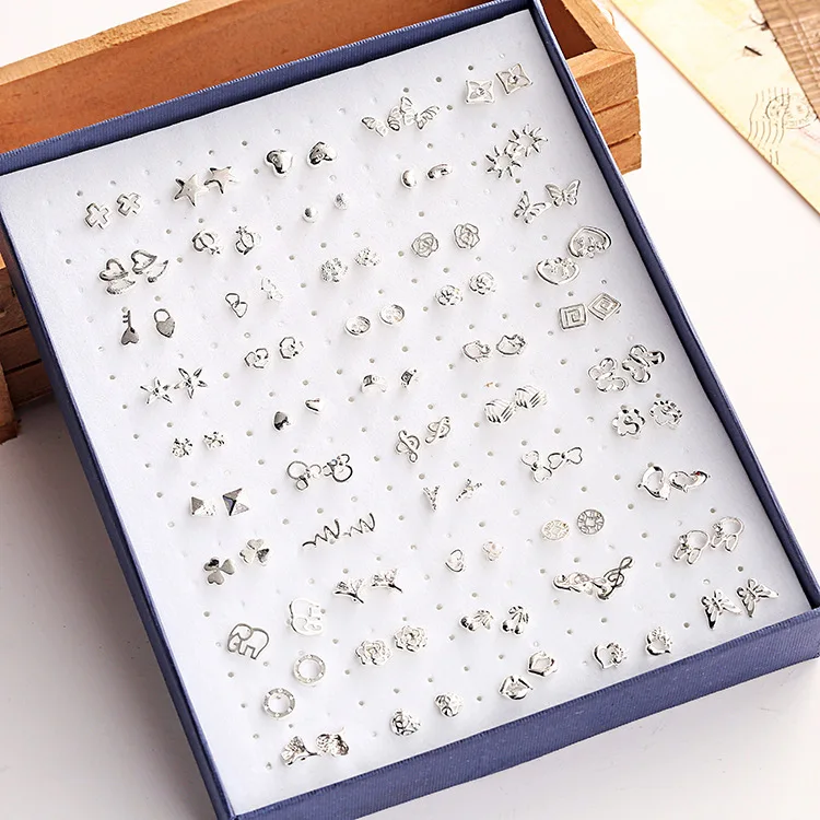 

2021 New Design Trendy 50 Pairs Boxed Mixed Fashion Small Gold Stud Earrings Set