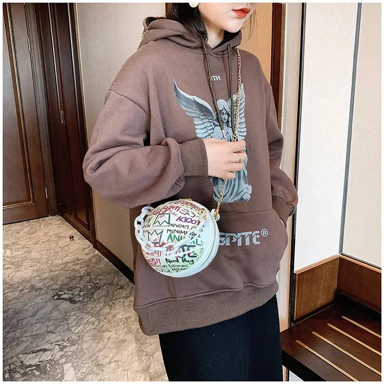 

2021 New fashion chain all-match basketball scrawl zipper shoulder bag girls date and shopping handbags, 2 colors