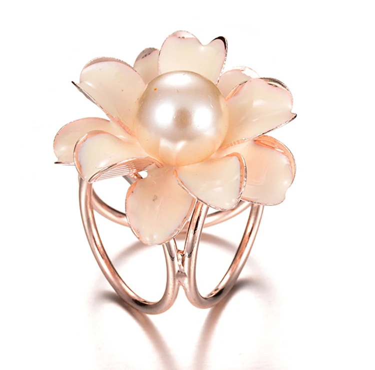 

Three Round Circle Camellia Scarf Ring Clip For Women