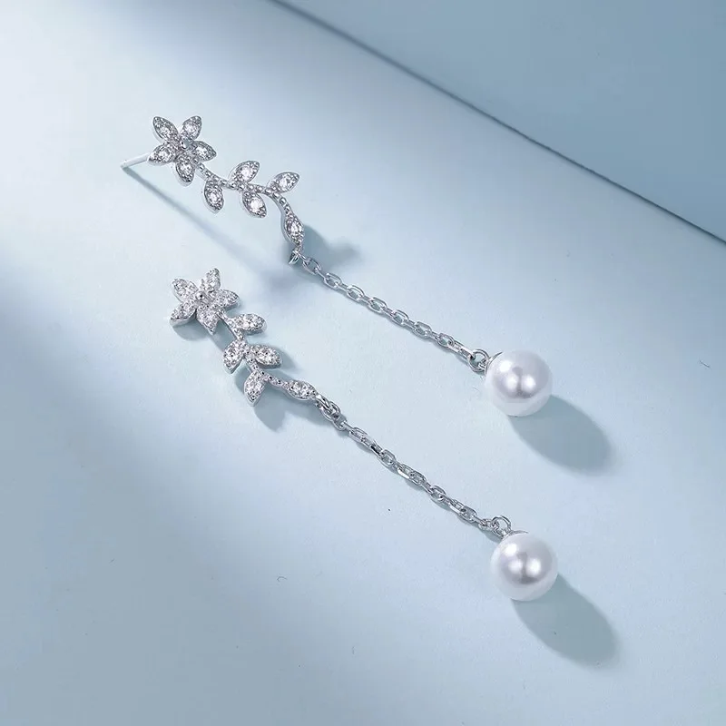 

Fashion Micro Pave CZ Long Willow Leaf Tassel Stud Earrings Imitation Pearl Drop Earrings
