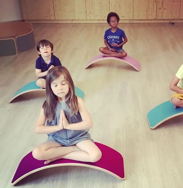 kinderfeets original kinderboard versatile waldorf balance board