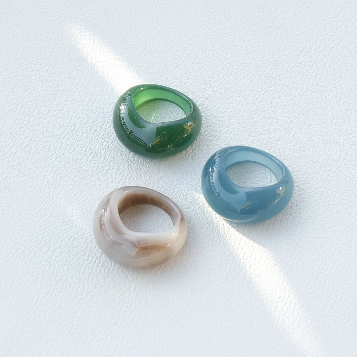 

JUHU 2021 Fashion Best Selling Acid Acrylic Acetate Simple Transparent colorful Ring Shell Resin Links Ring Jewelry Wholesale