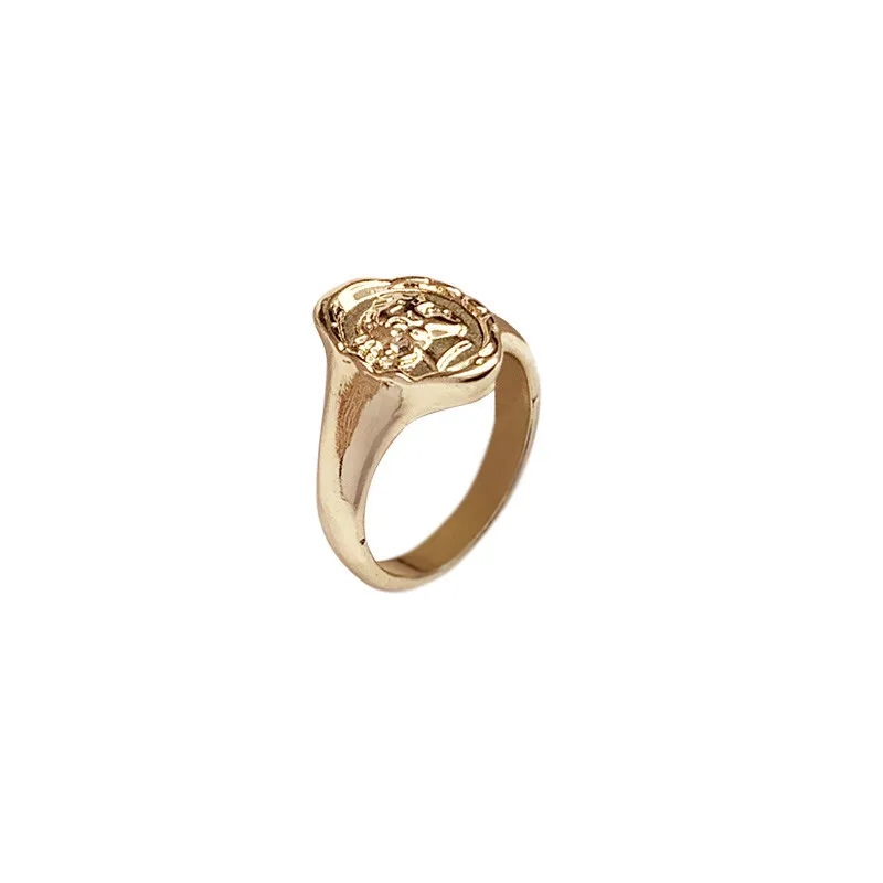 

2021 Fashion Retro Personality Abstract Portrait Ring Gold Plated Geometric Queen Ring For Women Party