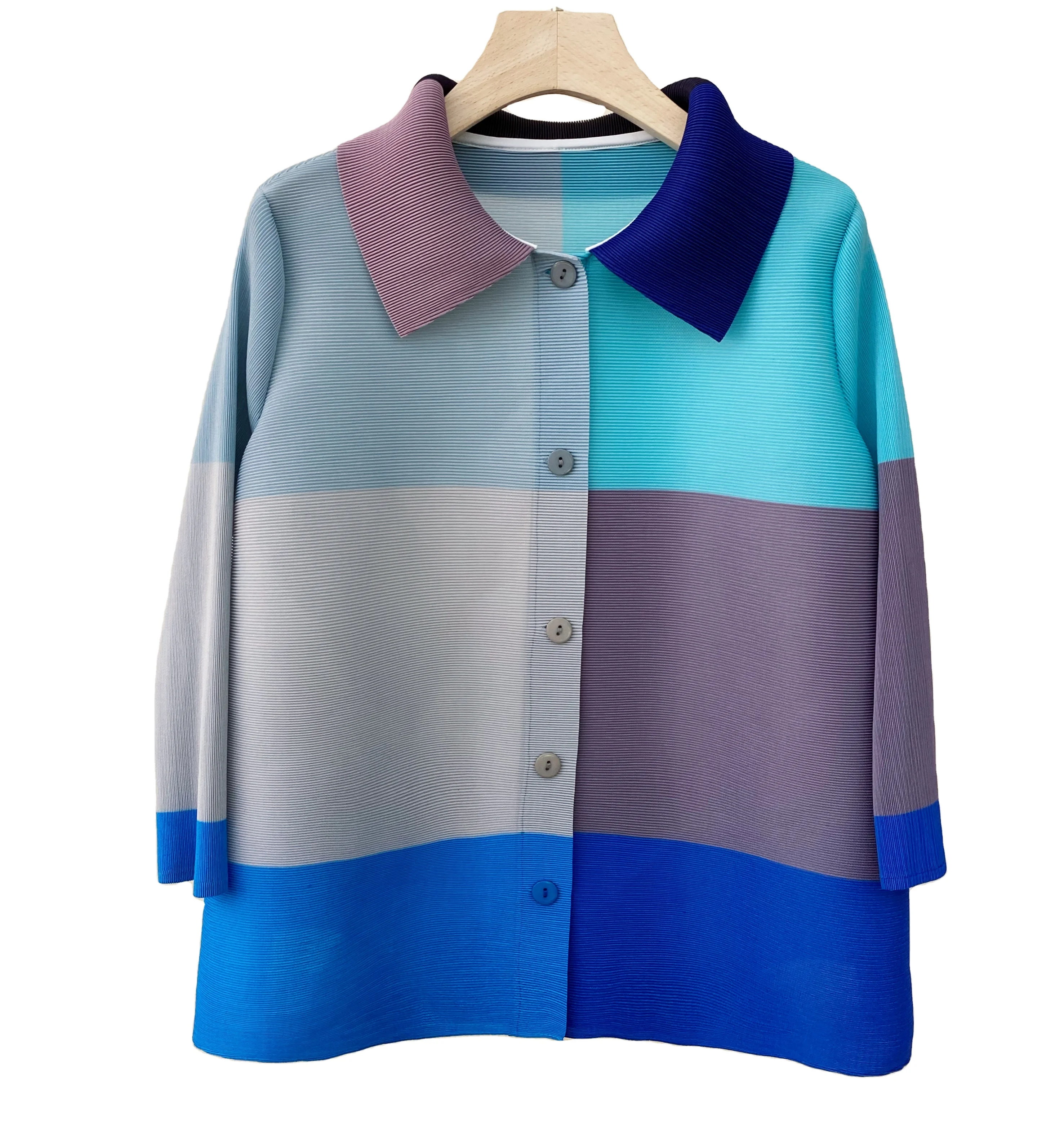 

Miyake folds 2021 spring and summer new women's blouse shirt covering belly slimming seven-quarter sleeves color matching shirt