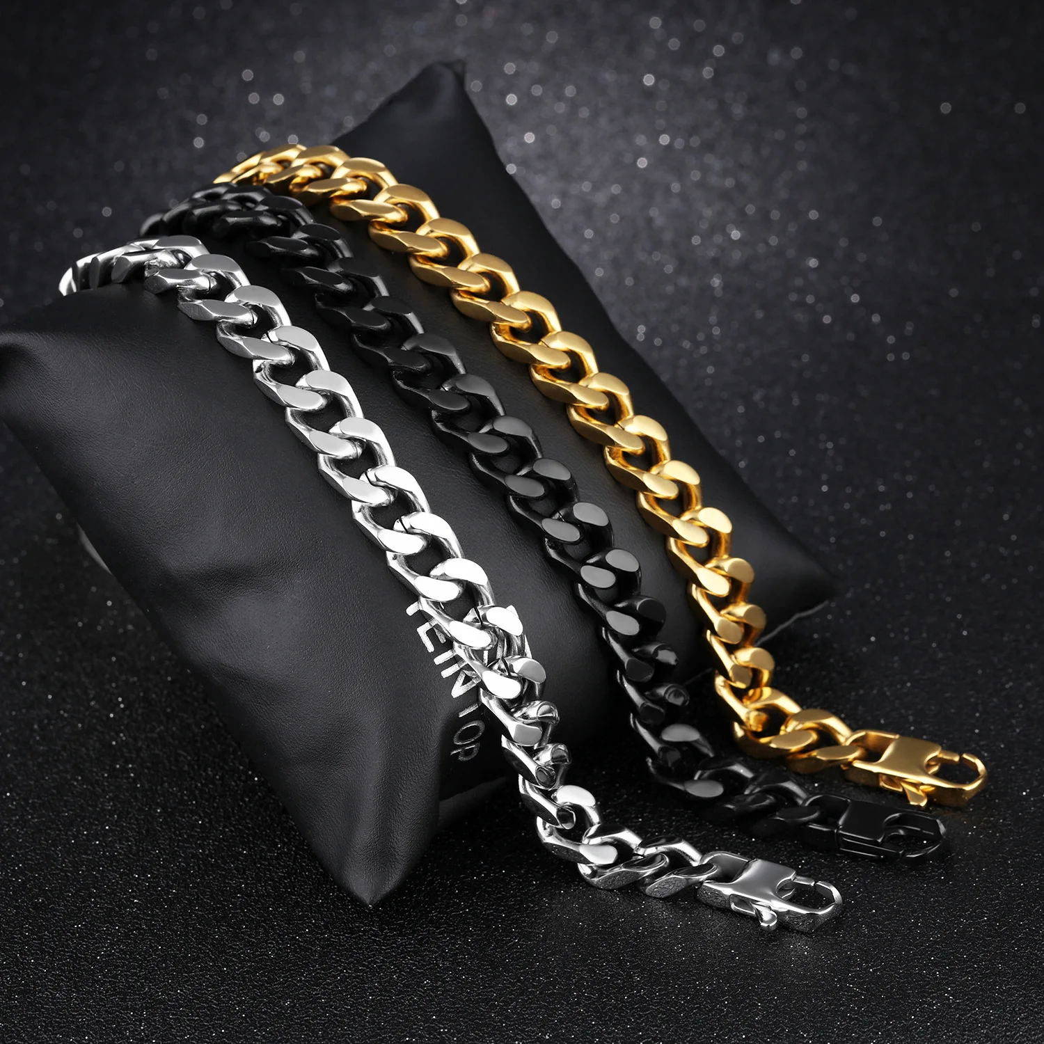 

HONGTONG Jewelry Wholesale Amazon Hot Selling Gold-Plated Stainless Steel Thick Snake Bone Chain Classic Men's Bracelet, Picture shows