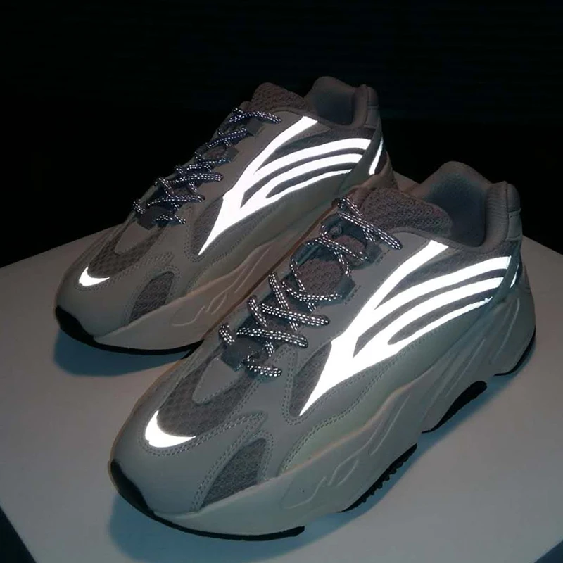 

Original High Quality Yeezy 700 V2 Style Reflective Shoes Men Women Running Sneakers Sports Shoes, White, black,brown