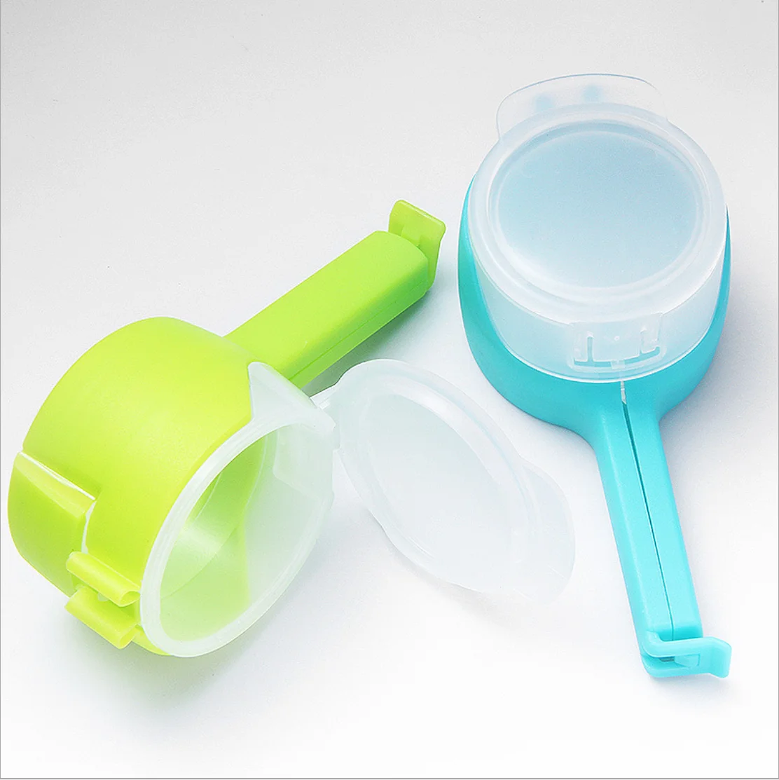 

Toprank Kitchenware Food Bread Plastic Bag Closure Clip Food Bag Seal Clip Snack Clip With Pour Spout, Green