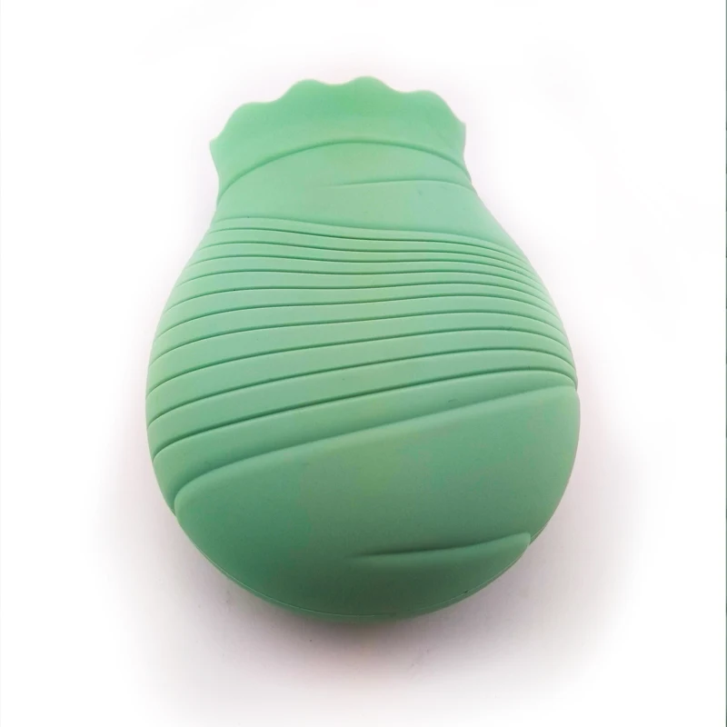 
Wholesale New 2020 high quality safety certification winter keep warm hot water bottle hot water bag silicone warm bag 