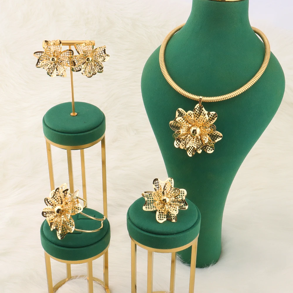 

High quality 18K Gold Plated Ladies NecklaceJewelry Set