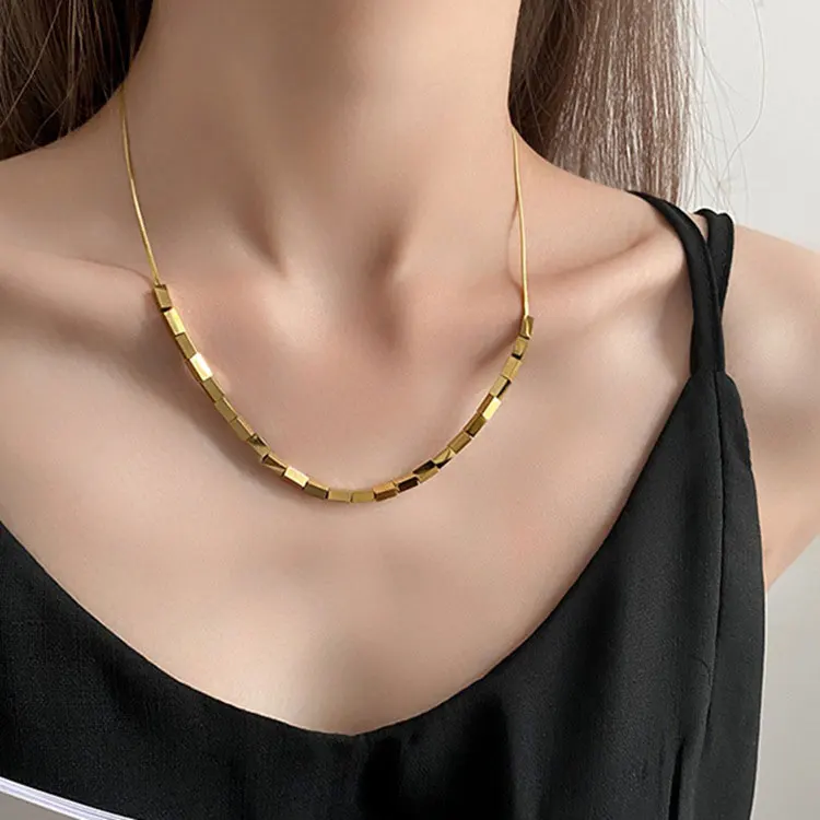 

SC 2022 New Design Square Cube Beaded Necklace Fashion Office Lady Sexy Clavicle Snake Chain Stainless Steel Necklace for Women, Gold